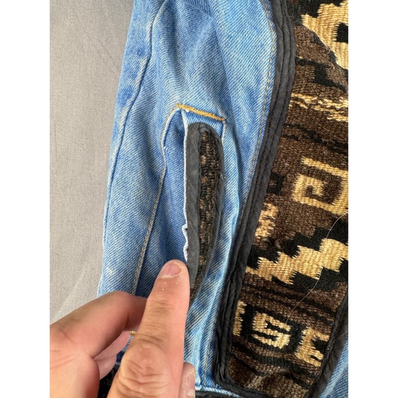 Vintage Levis Denim Jacket Southwestern Aztec Tapestry Jean Trucker Jacket Large - Picture 9 of 16